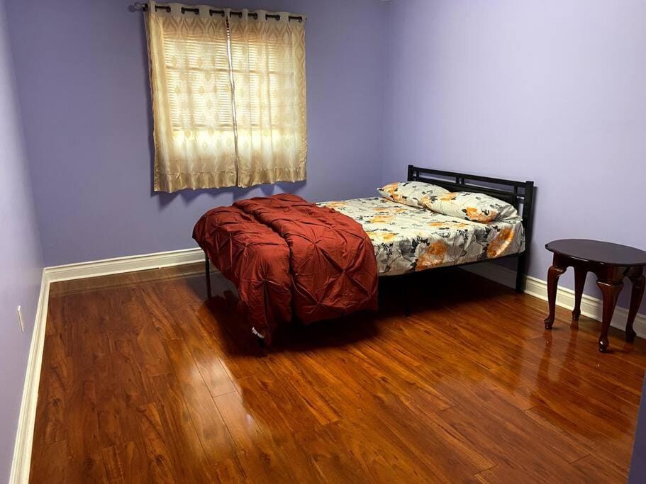 Room for Rent Room 1 Apartment in Brampton
