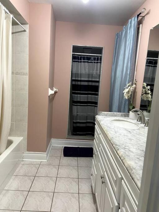 Room in Brampton for Family (Room 2) Apartment in Brampton