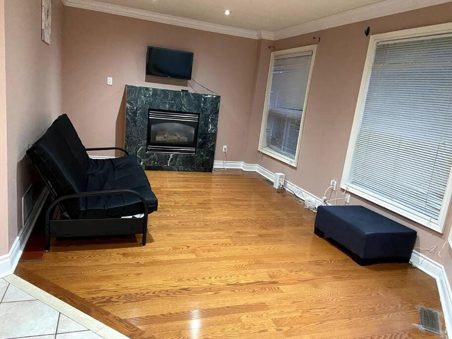 Room in Brampton (Room 3) Apartment in Brampton