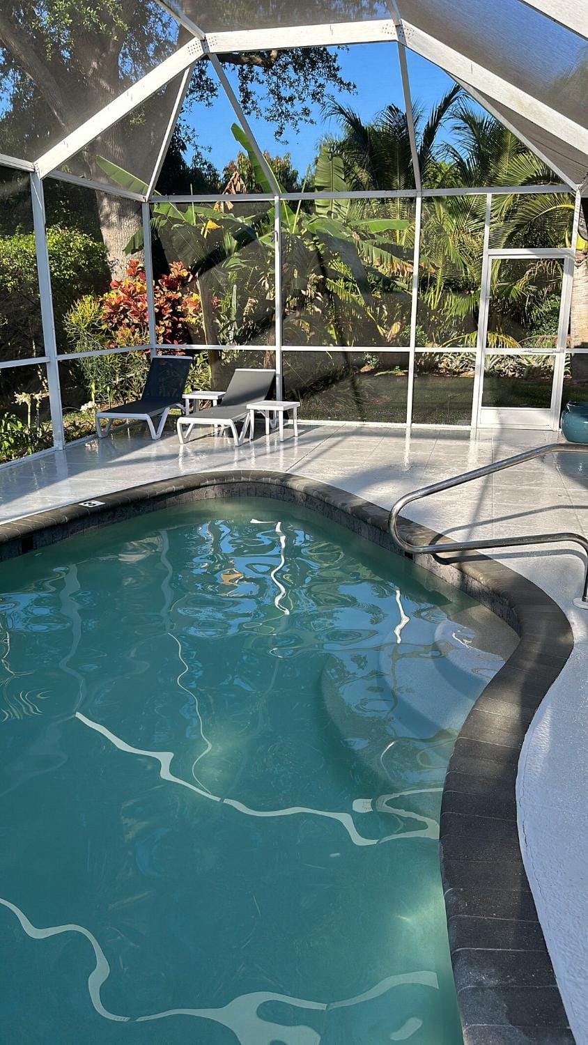 Florida house, 4br 2bt with private pool oasis Villa in Naples