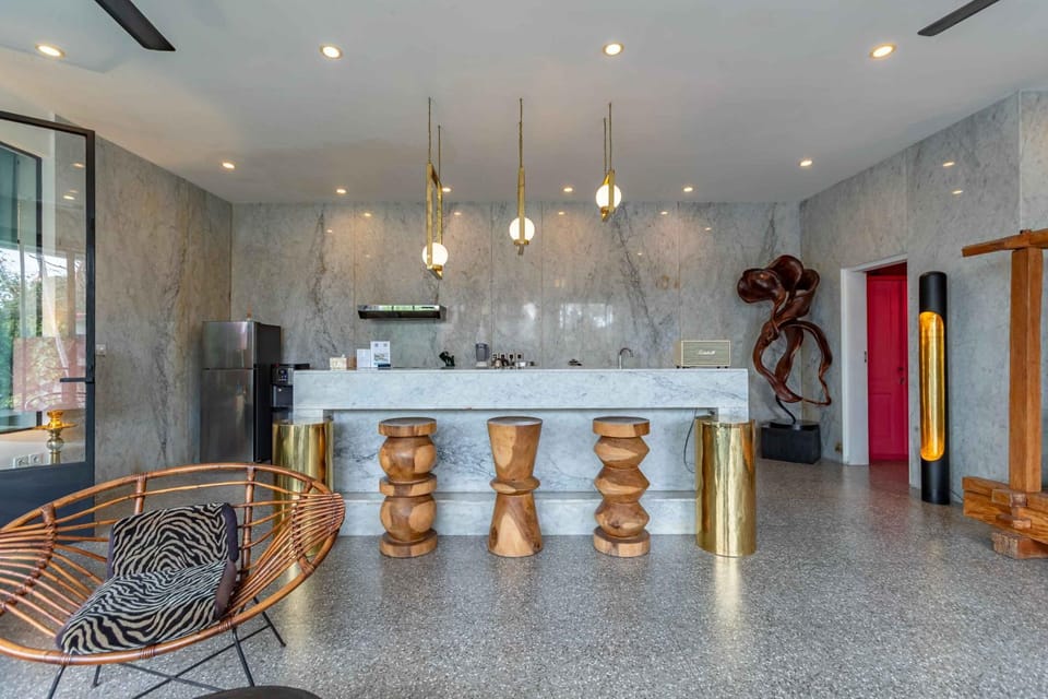 Kitchen or kitchenette, Living room