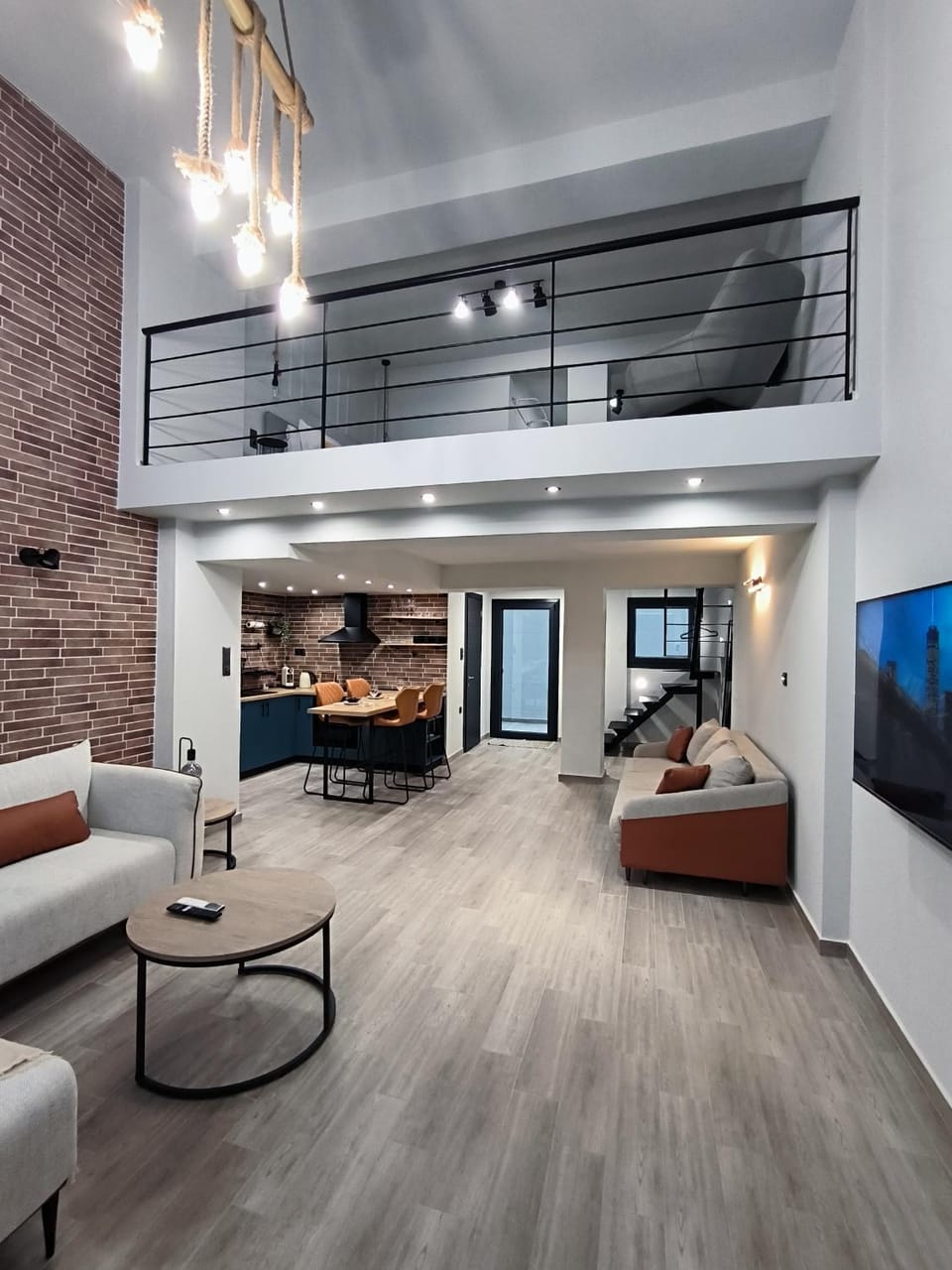 TV and multimedia, Living room, Photo of the whole room