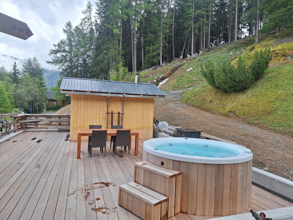 Hot Tub, Other