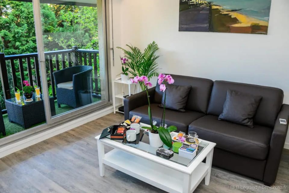 Patio, Balcony/Terrace, Living room