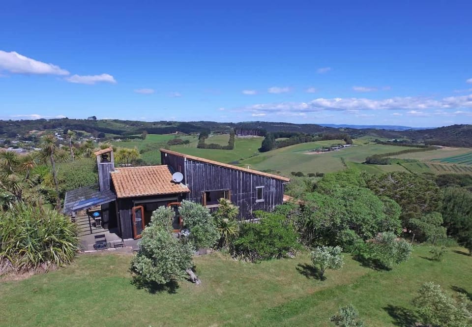 The Loft at Cypress Ridge Estate House in Auckland Region