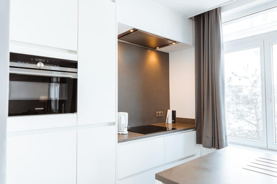 Property building, Kitchen or kitchenette, stove
