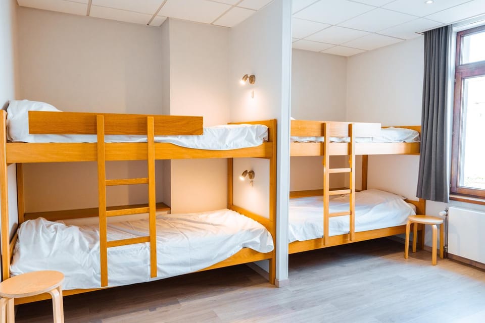 Property building, Bed, Bedroom, bunk bed