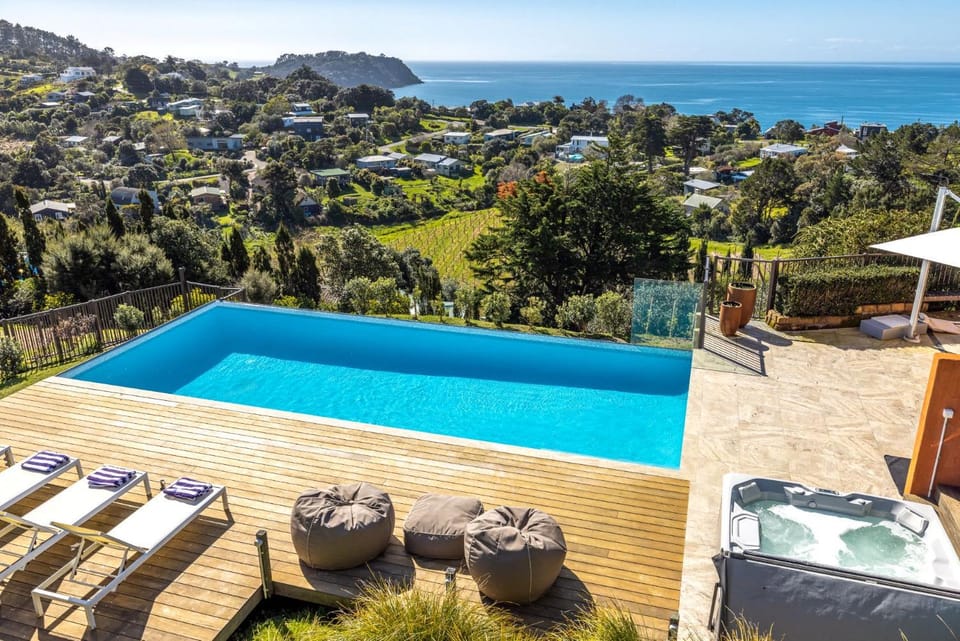 The Villino at Cypress Ridge Estate House in Auckland Region