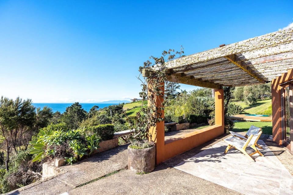 The Villino at Cypress Ridge Estate House in Auckland Region