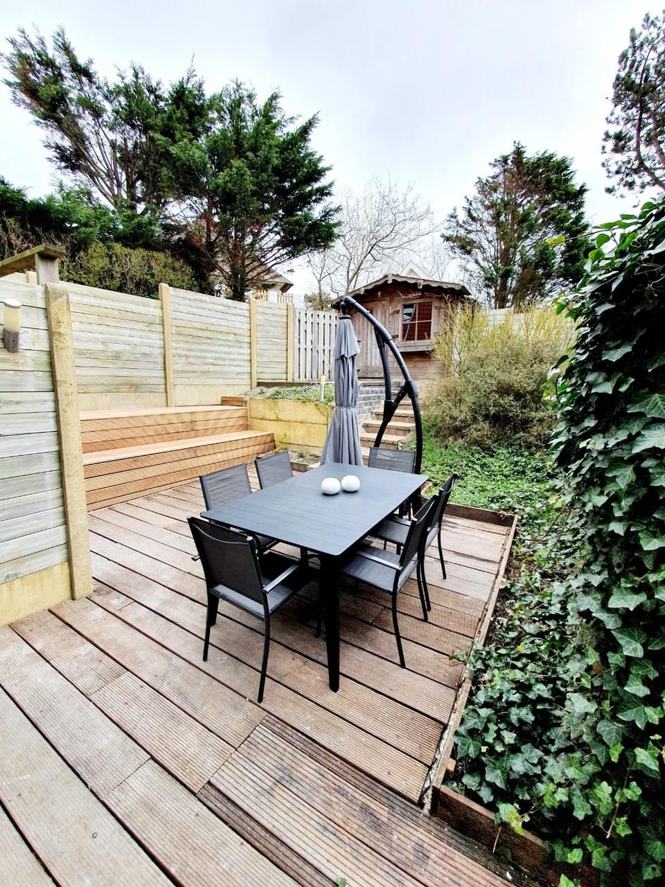 Property building, Patio, Spring, Day, Garden, Balcony/Terrace, Garden view