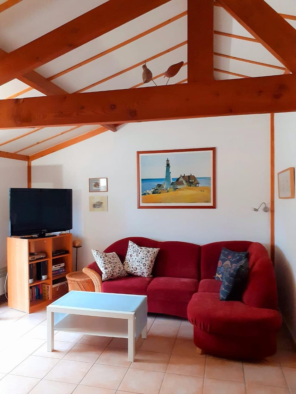 Property building, TV and multimedia, Living room, Seating area