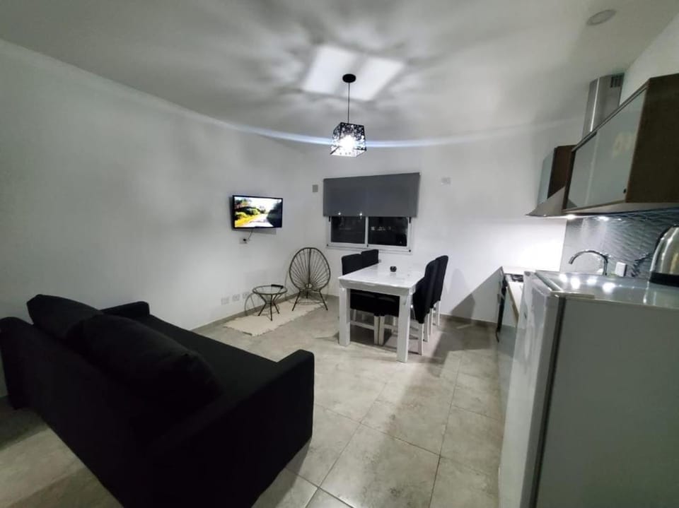 TV and multimedia, Kitchen or kitchenette, Living room, Seating area, Dining area, hair dresser