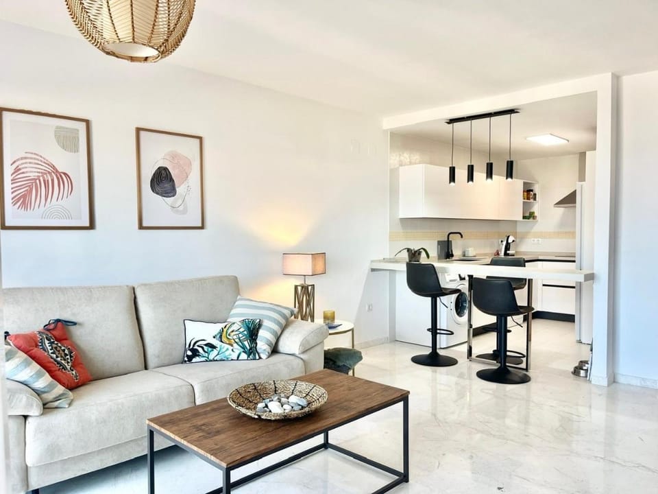 Piso Jardines de Adnania B Apartment in Costa Tropical