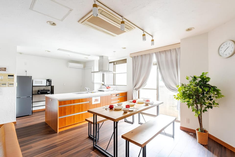 Kitchen or kitchenette, Living room, Dining area