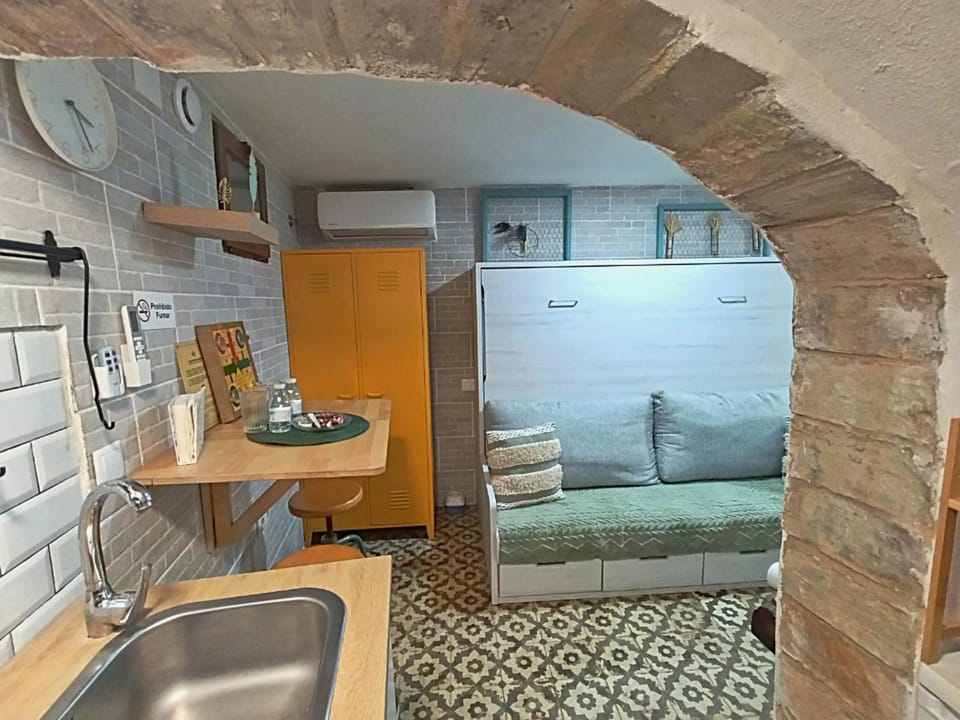 Estudio Interior Kala - Only Adults - Private Room Apartment in Jerez de la Frontera
