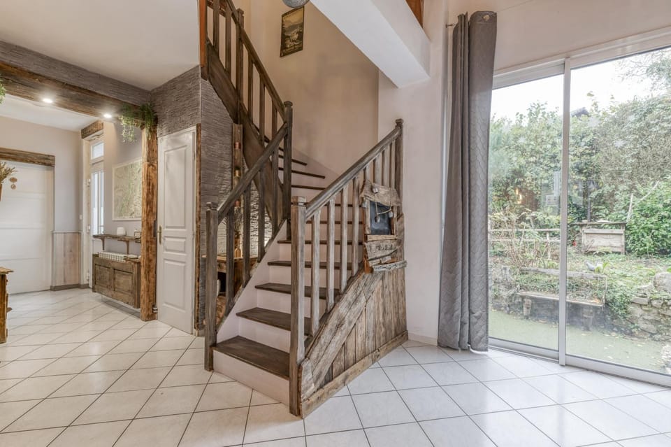 Property building, Living room