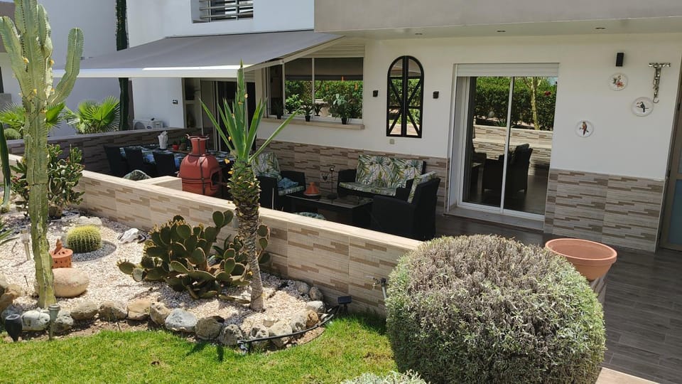 Patio, Garden, Balcony/Terrace, Garden view