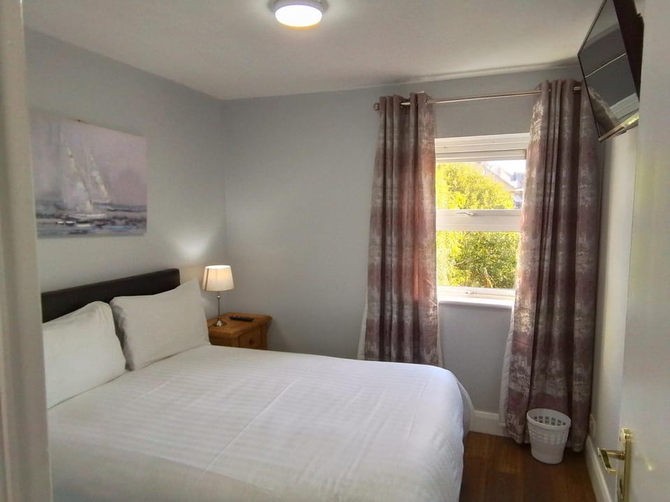 Wild Atlantic Accommodation 70 Burnside Apartment in Letterkenny