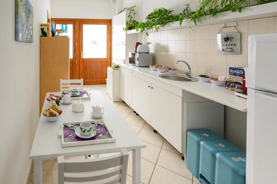 Coffee/tea facilities, Dining area, Communal kitchen, toaster