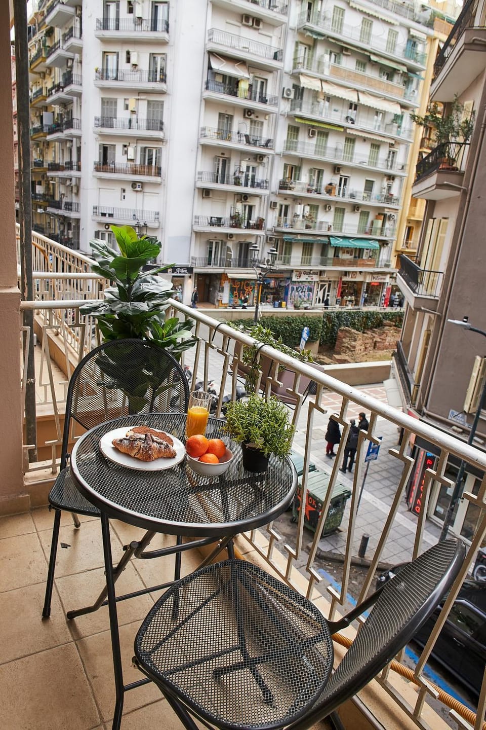 Property building, Balcony/Terrace, City view