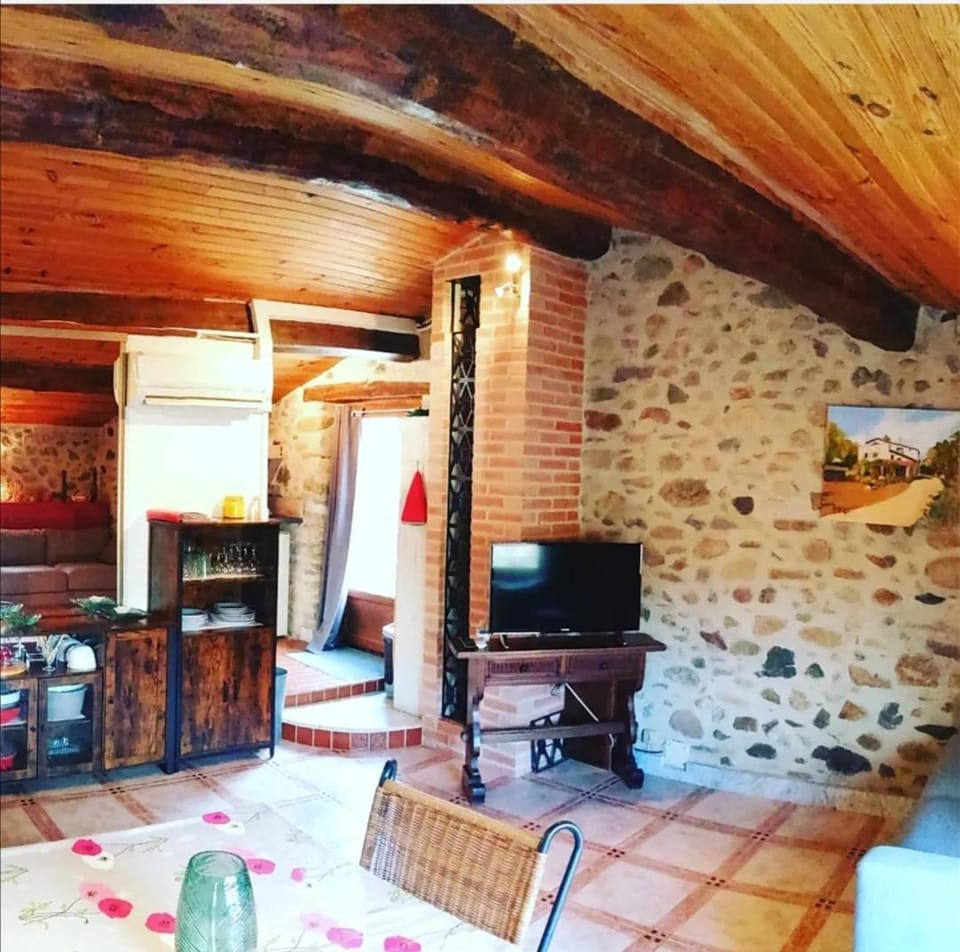Moulin de la Passere House in Catalonia