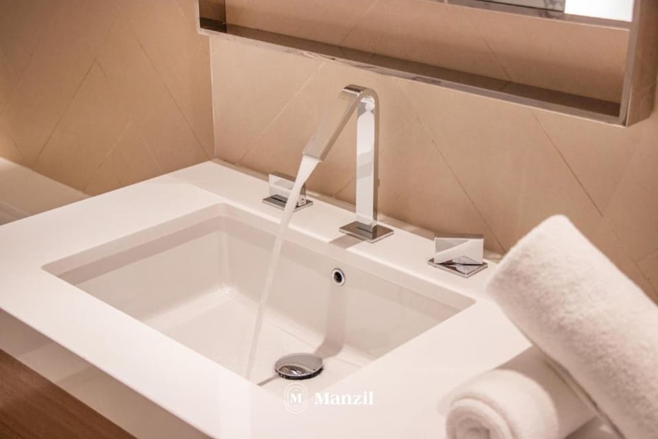 Manzil - Luxury 3BHK with Full Burj Khalifa View near Dubai Mall Apartment in Dubai