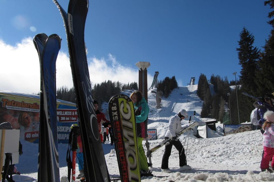 Ski School, Skiing