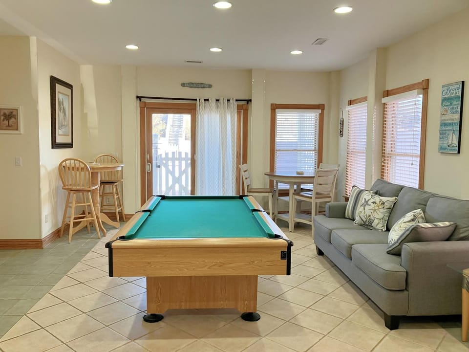 NH205 Celestial Shore House in Nags Head