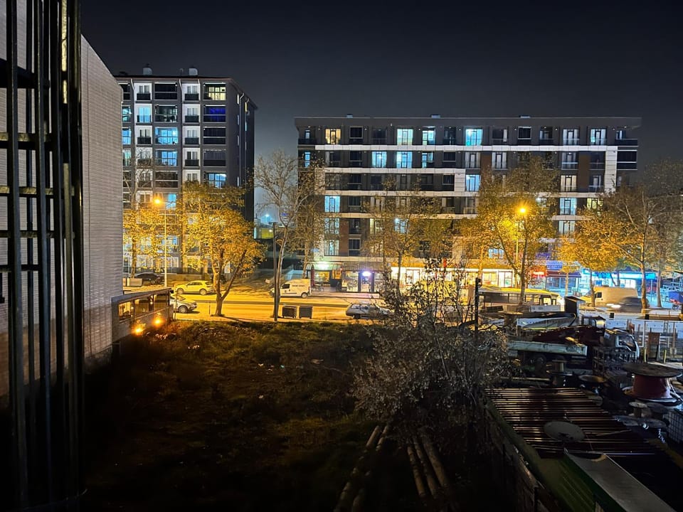 View (from property/room), Balcony/Terrace, City view, Quiet street view