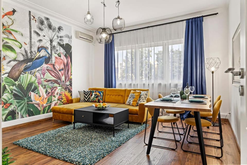 Downtown Jungle Vibes Apartment in Bucharest