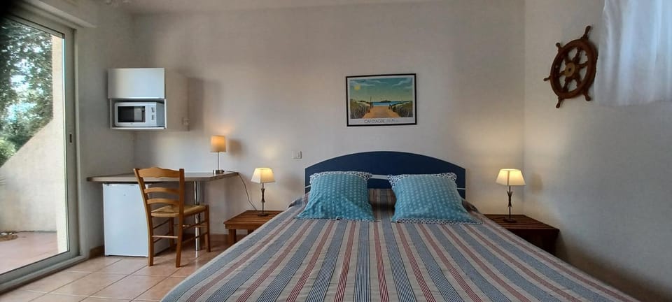 Chambres d'hôtes La Gardie Bed and Breakfast in Vias