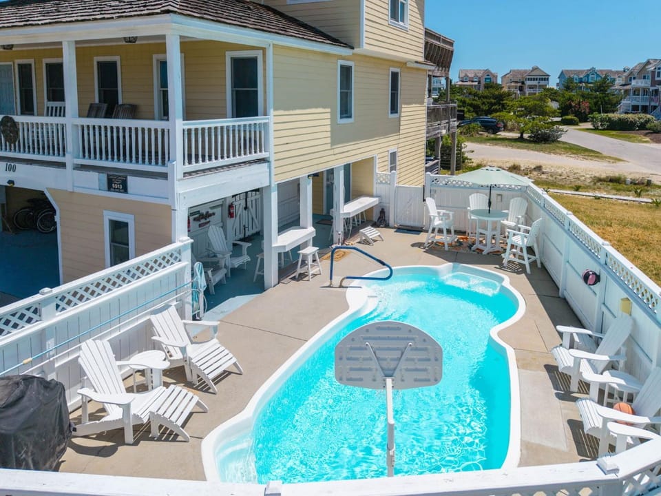 SS13 Good Day Sunshine House in Nags Head