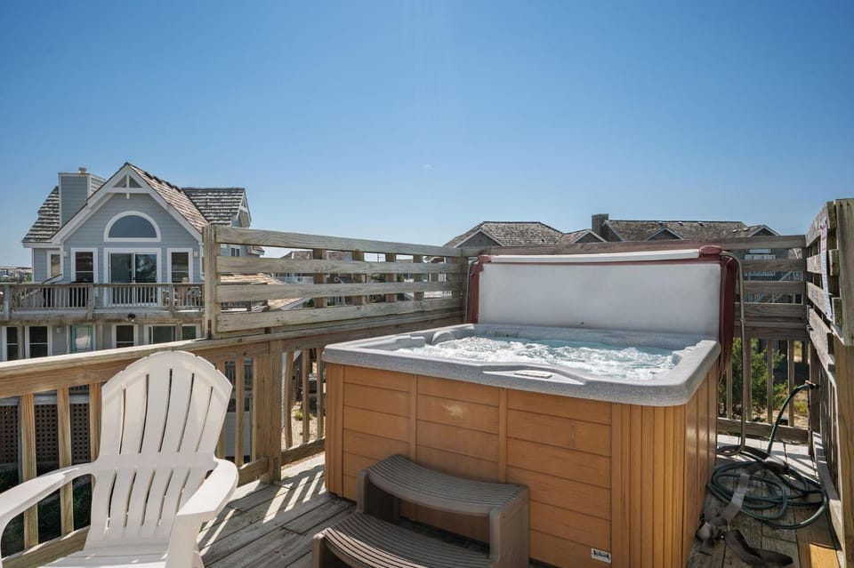 SS08 Newwinds Hideaway House in Nags Head
