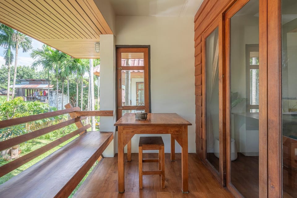 Patio, Day, View (from property/room), Balcony/Terrace, Seating area, Dining area