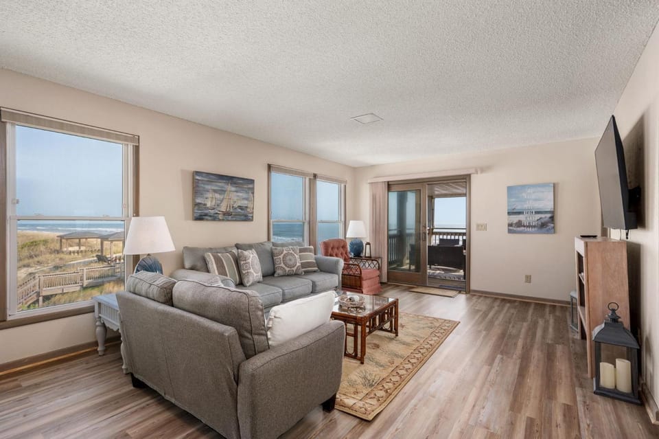 SCRM2 Carolina Ocean Views House in Kill Devil Hills