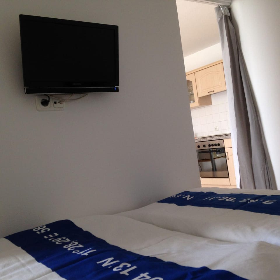 TV and multimedia, Bedroom