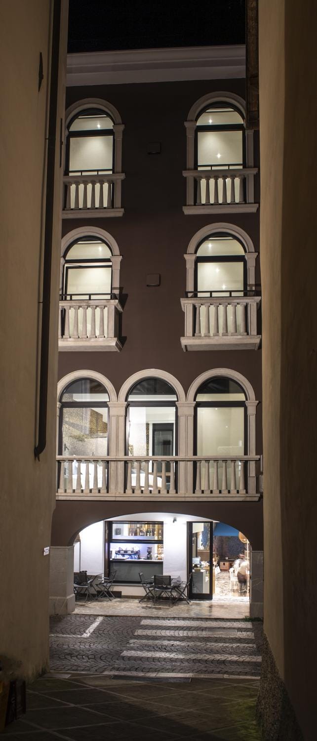 Property building, Night