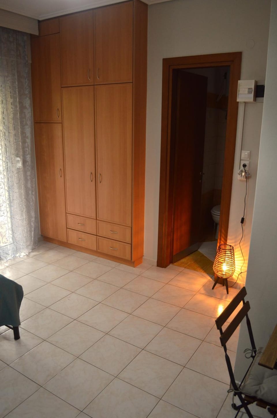 Toilet, wardrobe