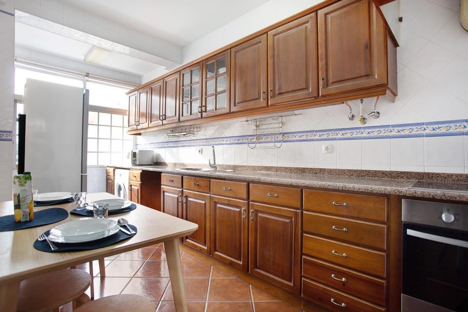 Kitchen or kitchenette, Living room