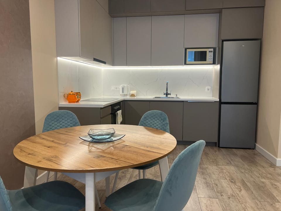 Дизайнерская квартира вблизи Байтерека Apartment in Kazakhstan