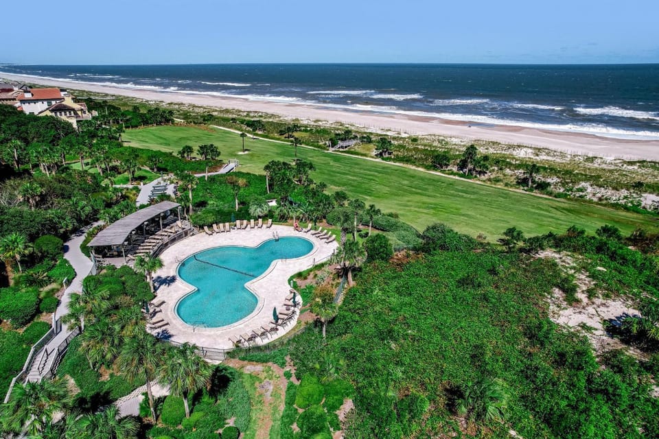 Bird's eye view, Beach, Pool view, Sea view, Swimming pool