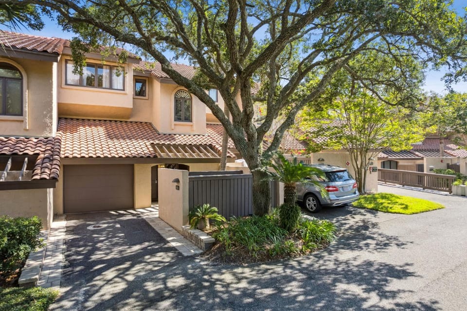 1401 Windsong House in Amelia Island