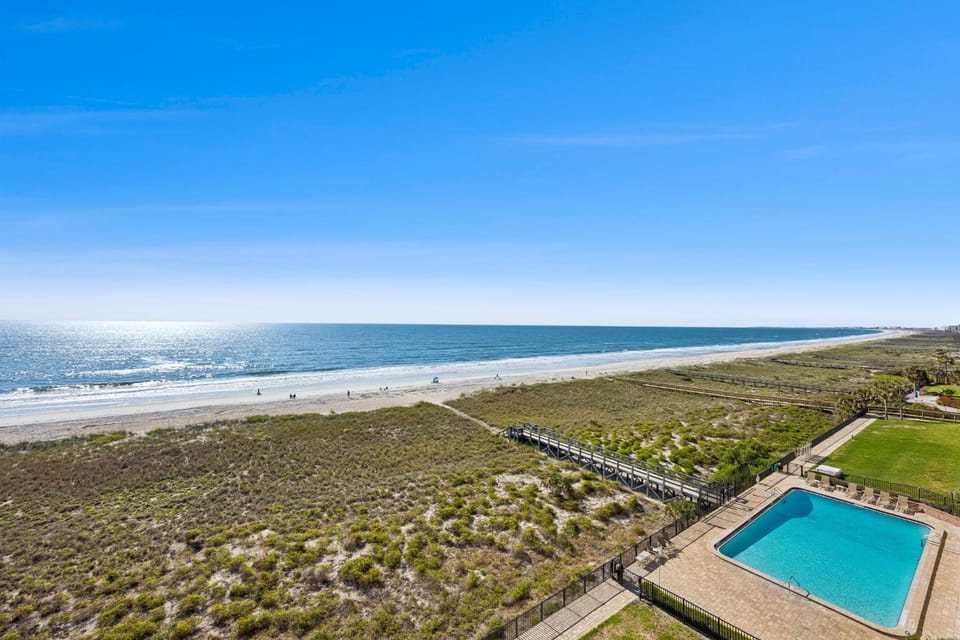 Bird's eye view, Beach, Sea view, Swimming pool