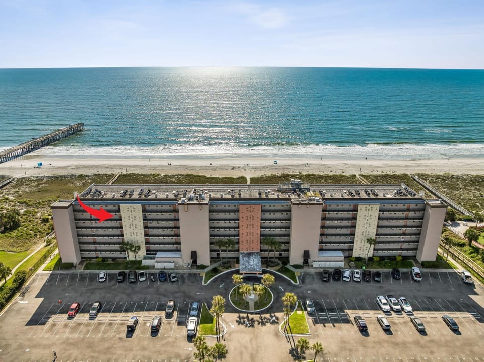 Property building, Bird's eye view, Beach, Location