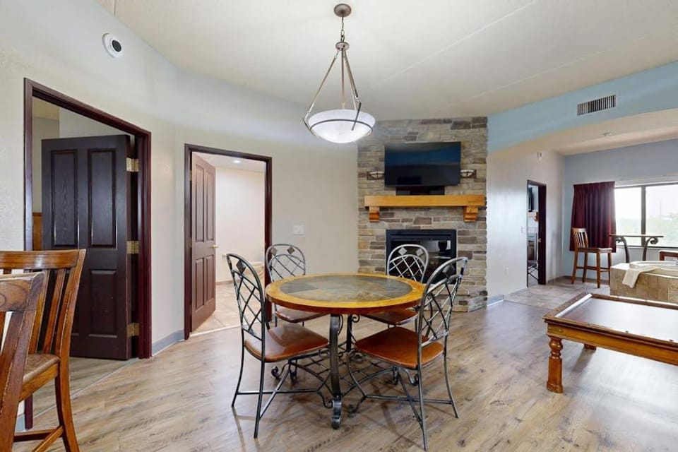 Chula Vista Condo, Unit 2344 House in Wisconsin Dells