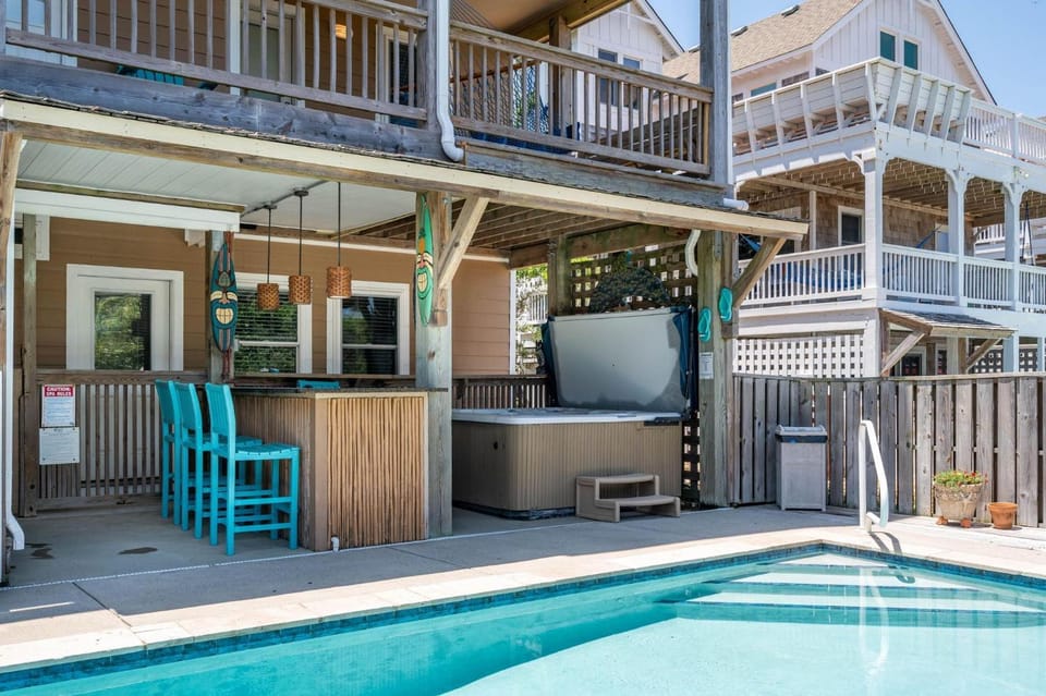 NH285 Beach Brum House in Nags Head