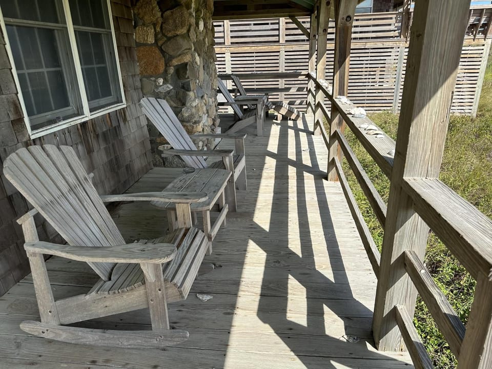 NH225 Fourth Estate Cottage House in Nags Head