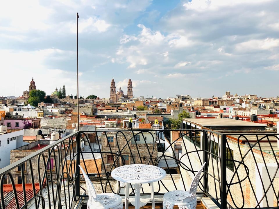 View (from property/room), City view, Landmark view