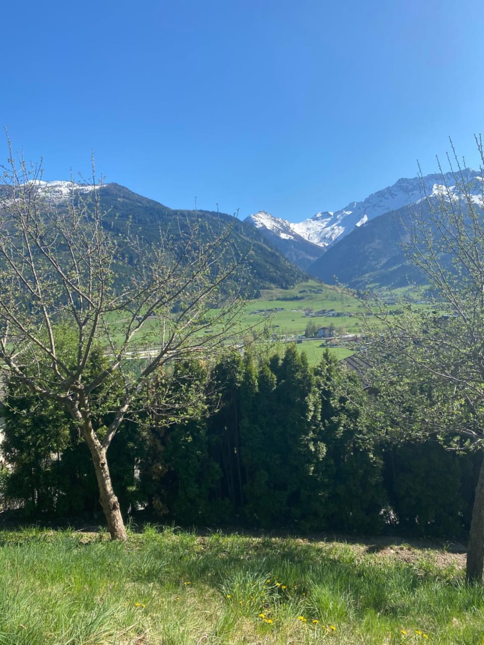 Natural landscape, Hiking, On site, Garden view, Mountain view
