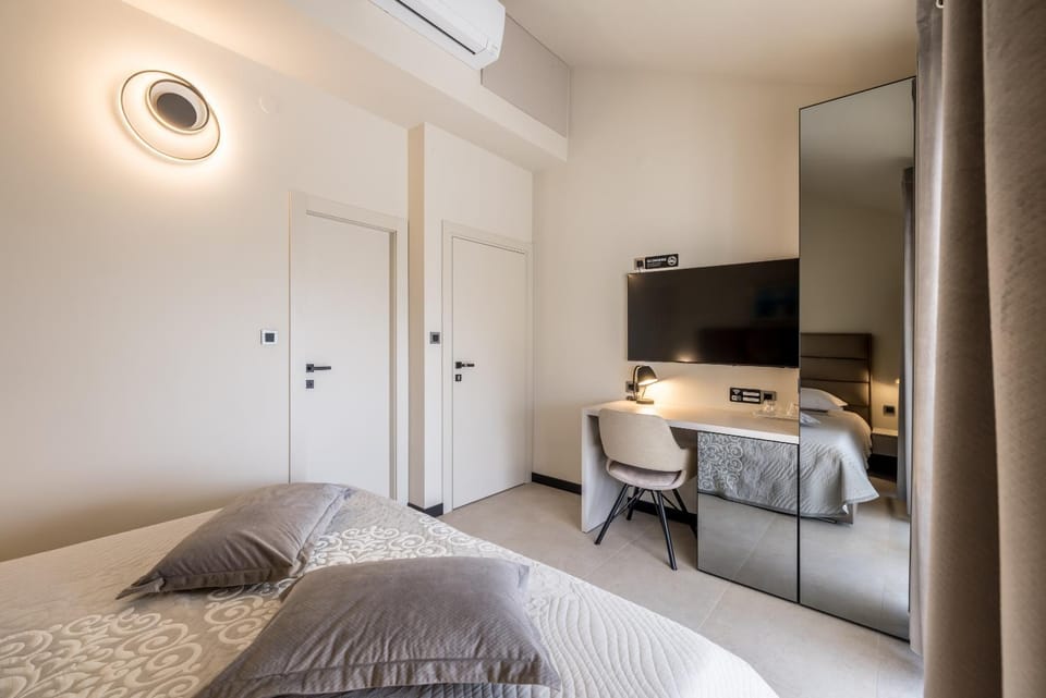 Guesthouse Rooms Split Bed and Breakfast in Split